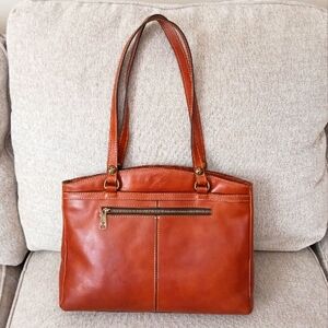 Patricia Nash cognac leather shoulders bag